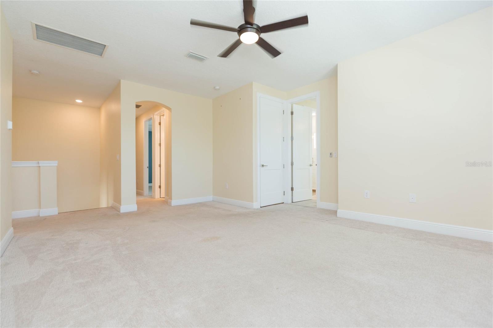 Image 22 of 74 For 3621 De Leon Street