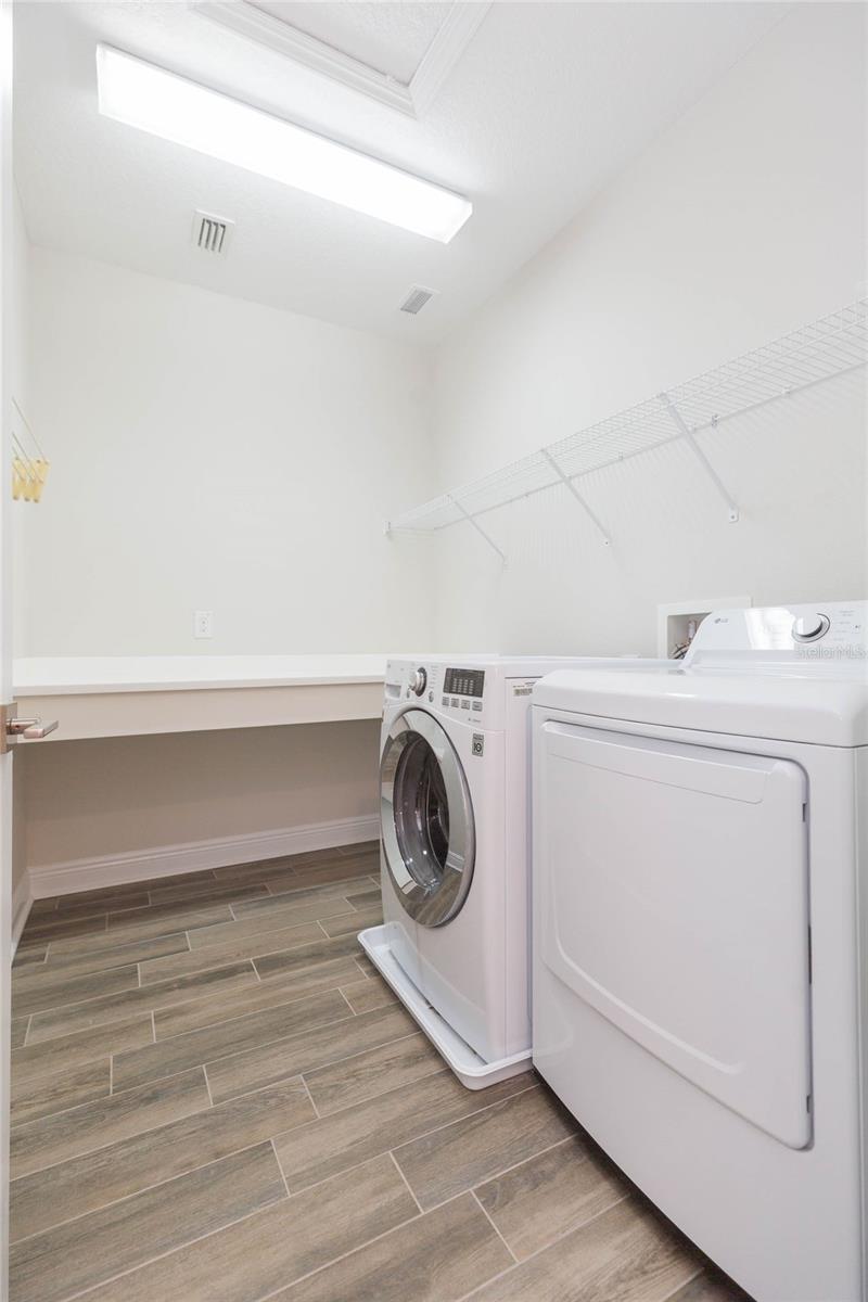 Image 35 of 74 For 3621 De Leon Street