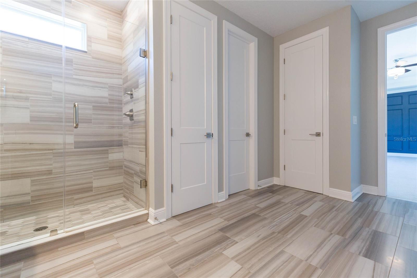 Image 43 of 74 For 3621 De Leon Street