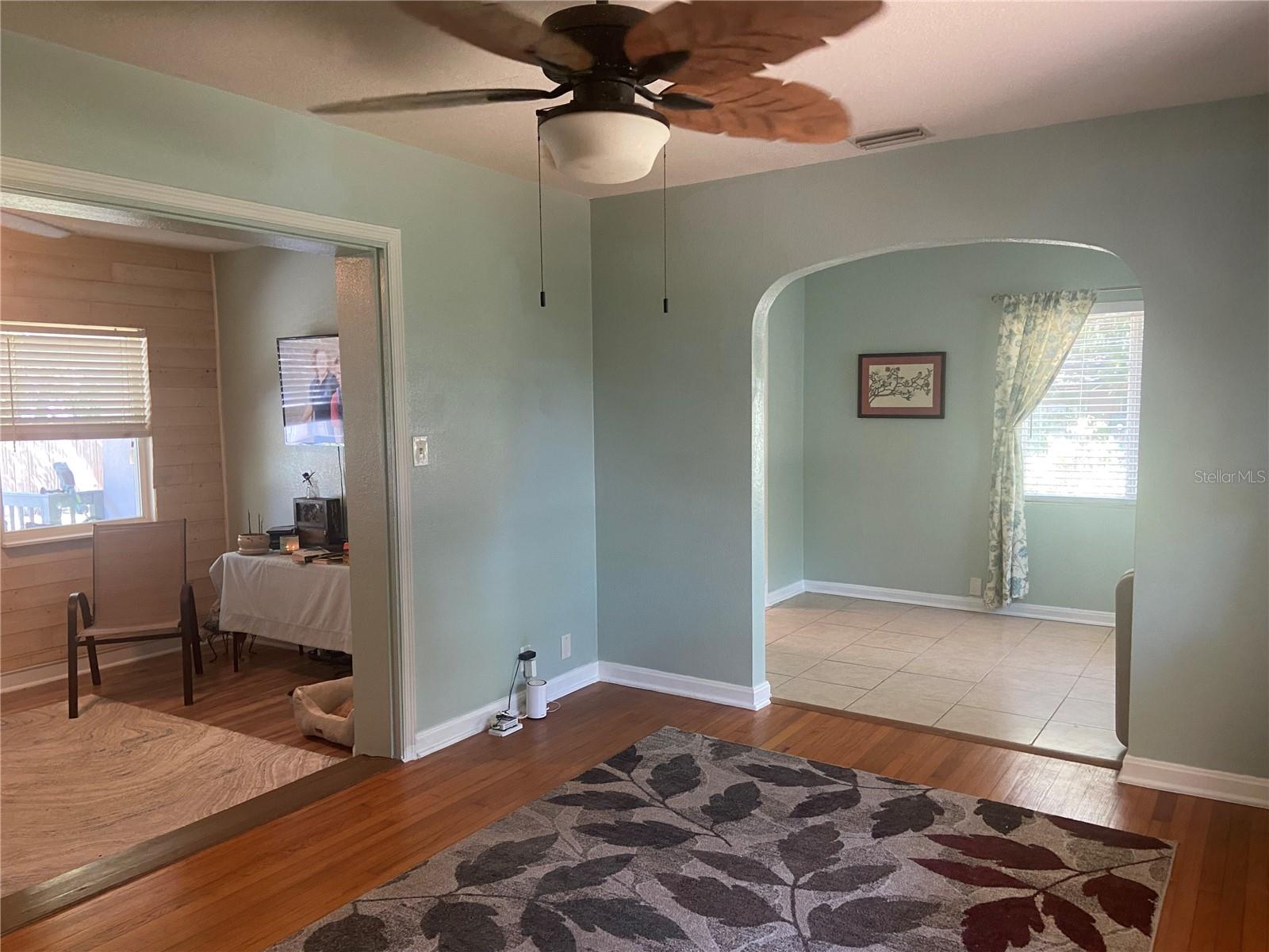 Image 3 of 11 For 630 29th Terrace