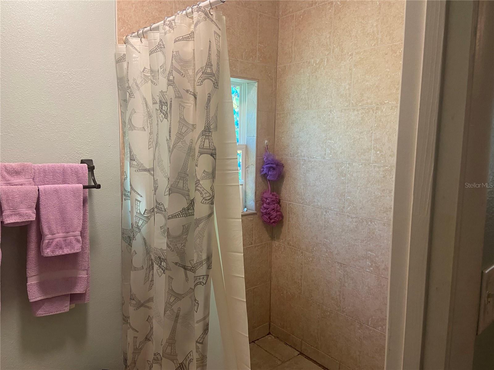 Image 8 of 11 For 630 29th Terrace