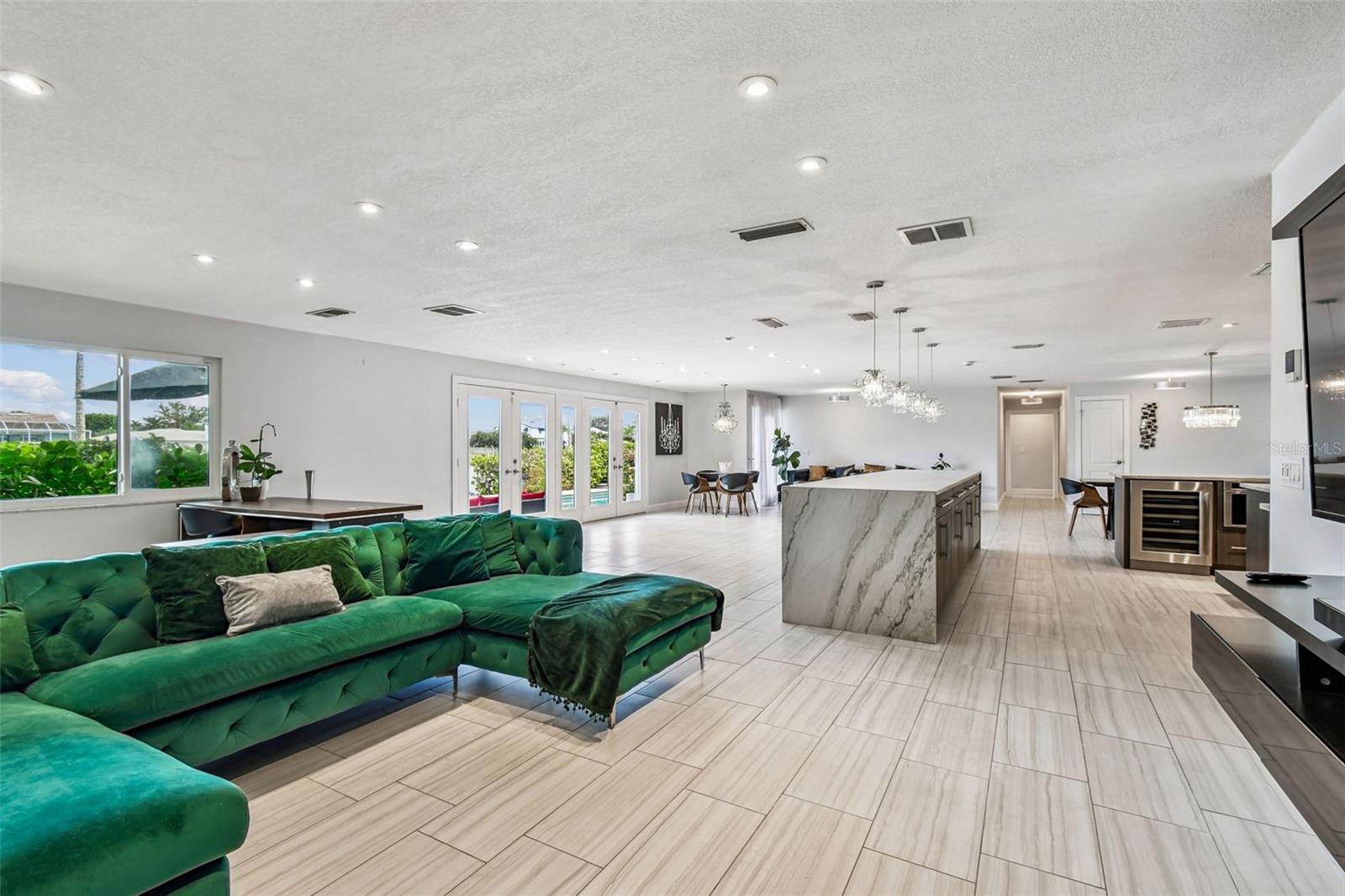 Image 43 of 100 For 221 Howard Drive