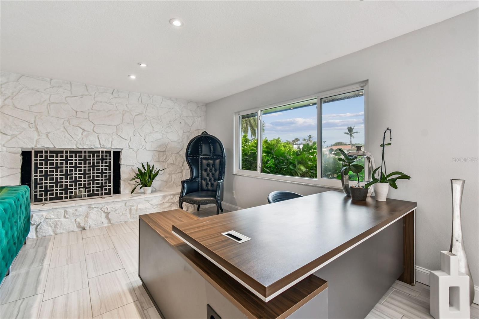 Image 47 of 100 For 221 Howard Drive