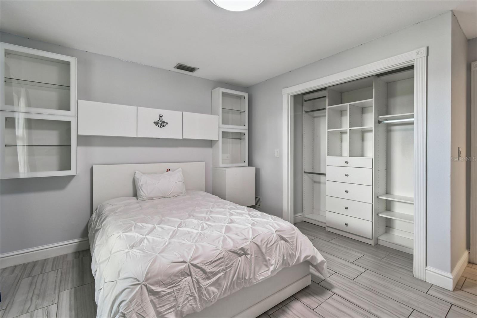 Image 50 of 100 For 221 Howard Drive