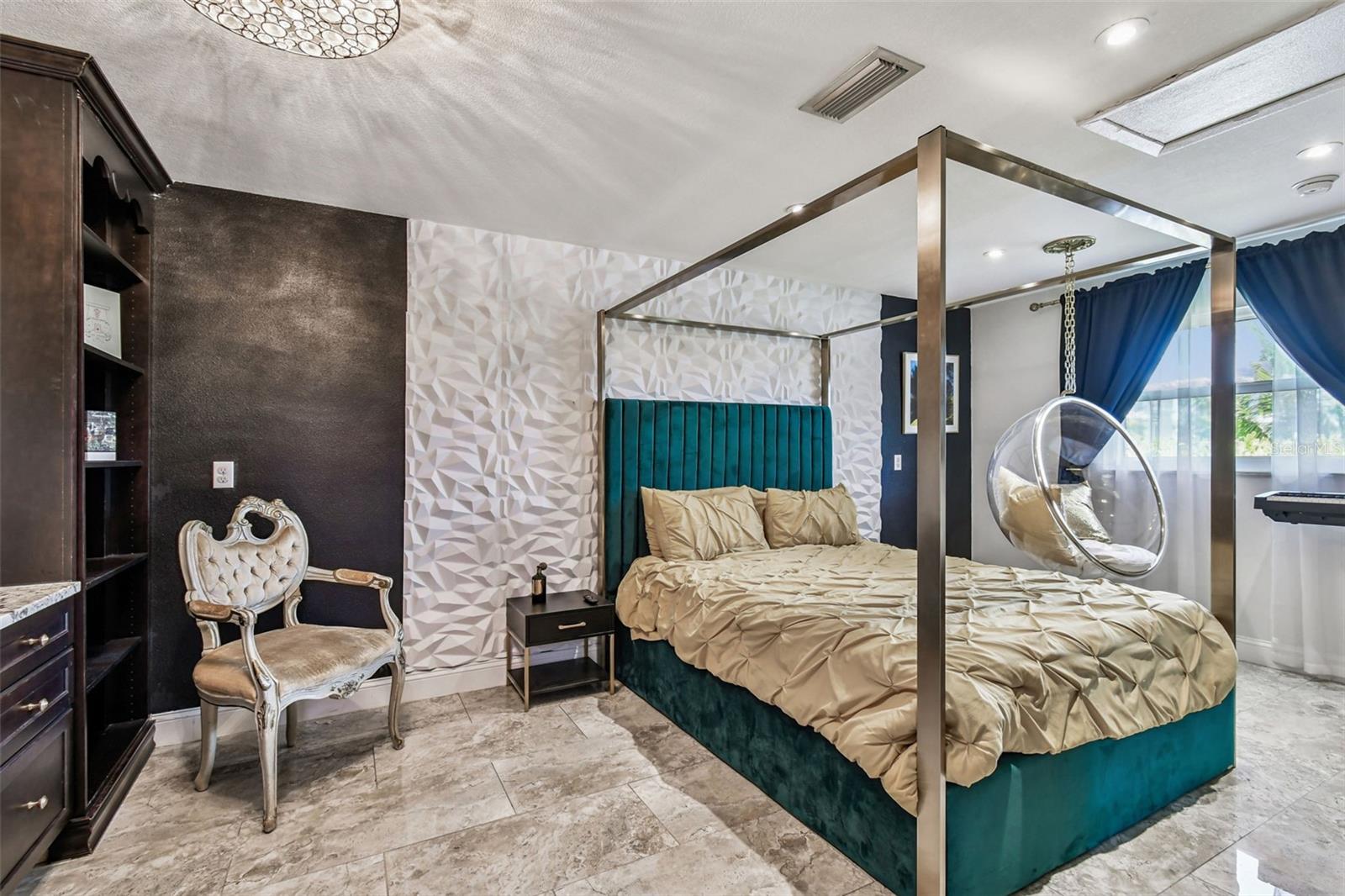 Image 77 of 100 For 221 Howard Drive