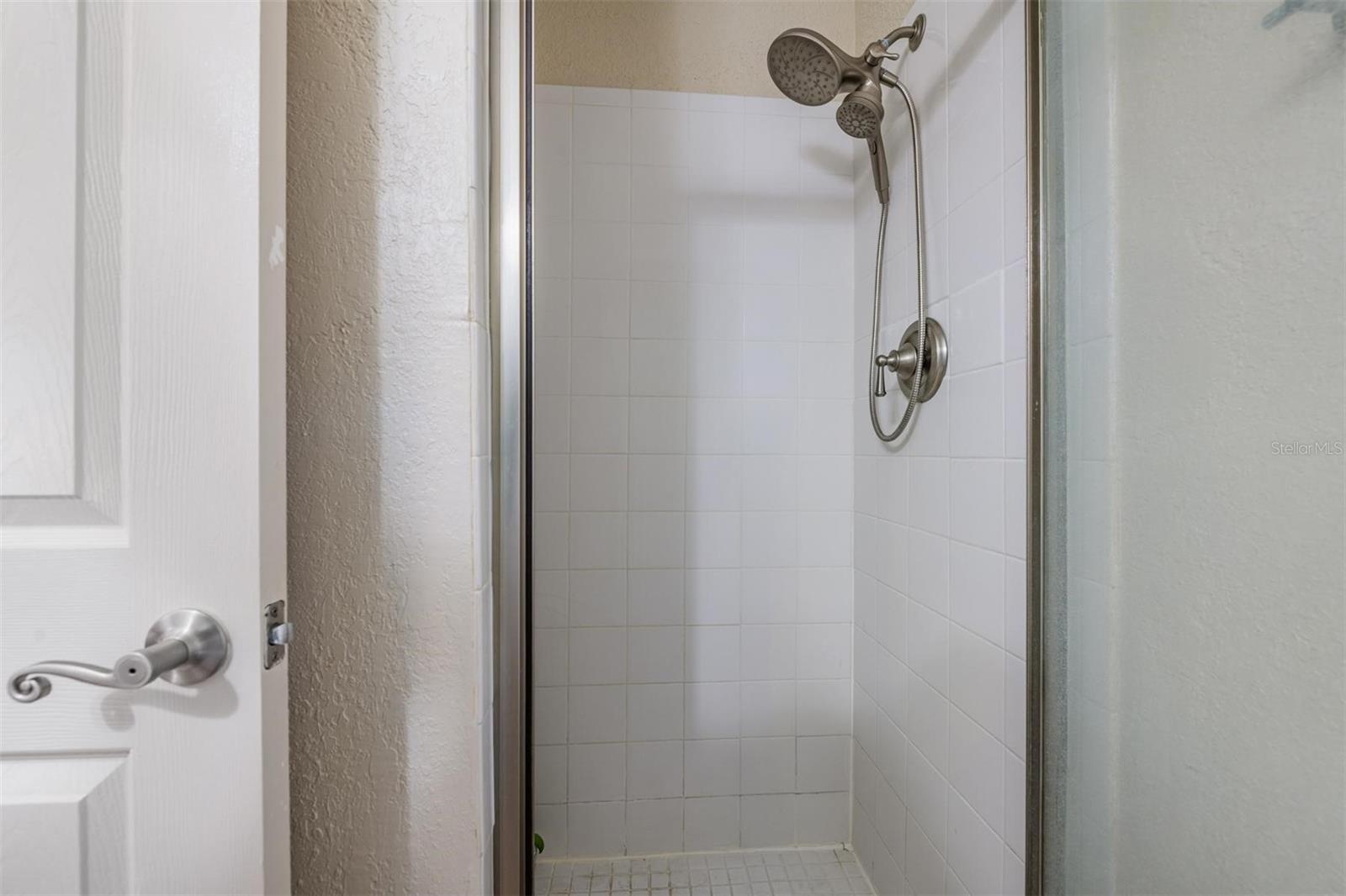 Image 13 of 38 For 10103 Sailwinds Boulevard N 201