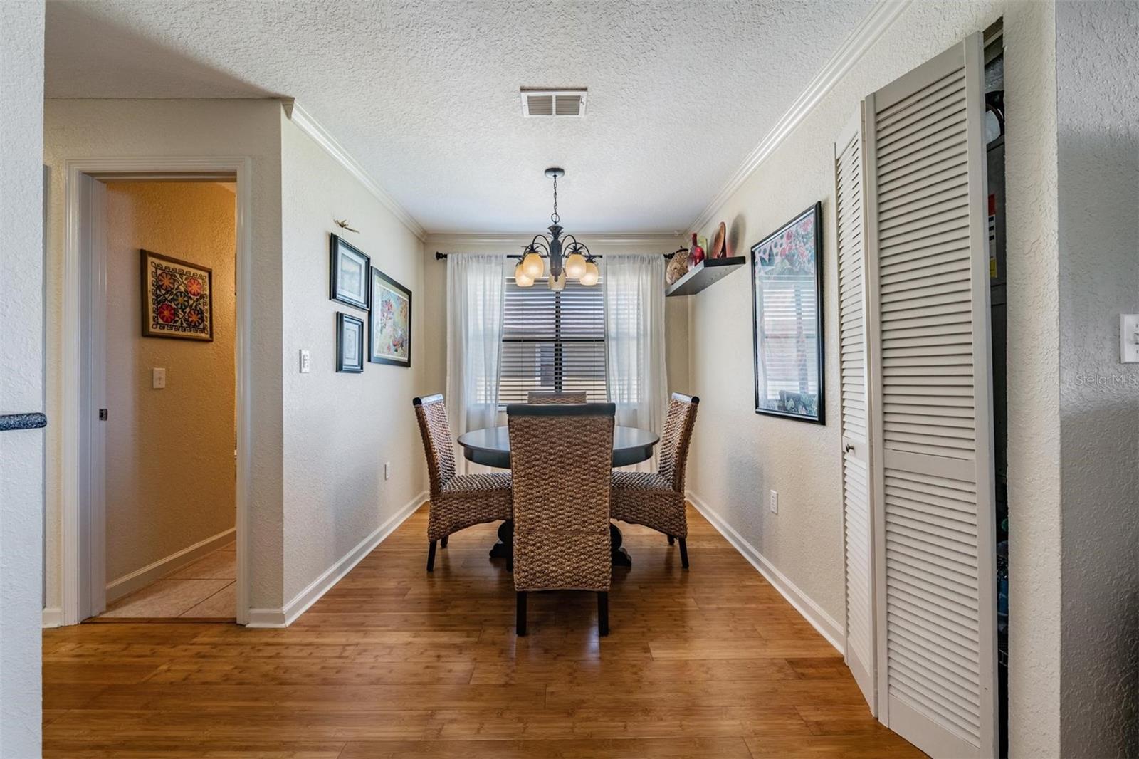 Image 27 of 38 For 10103 Sailwinds Boulevard N 201