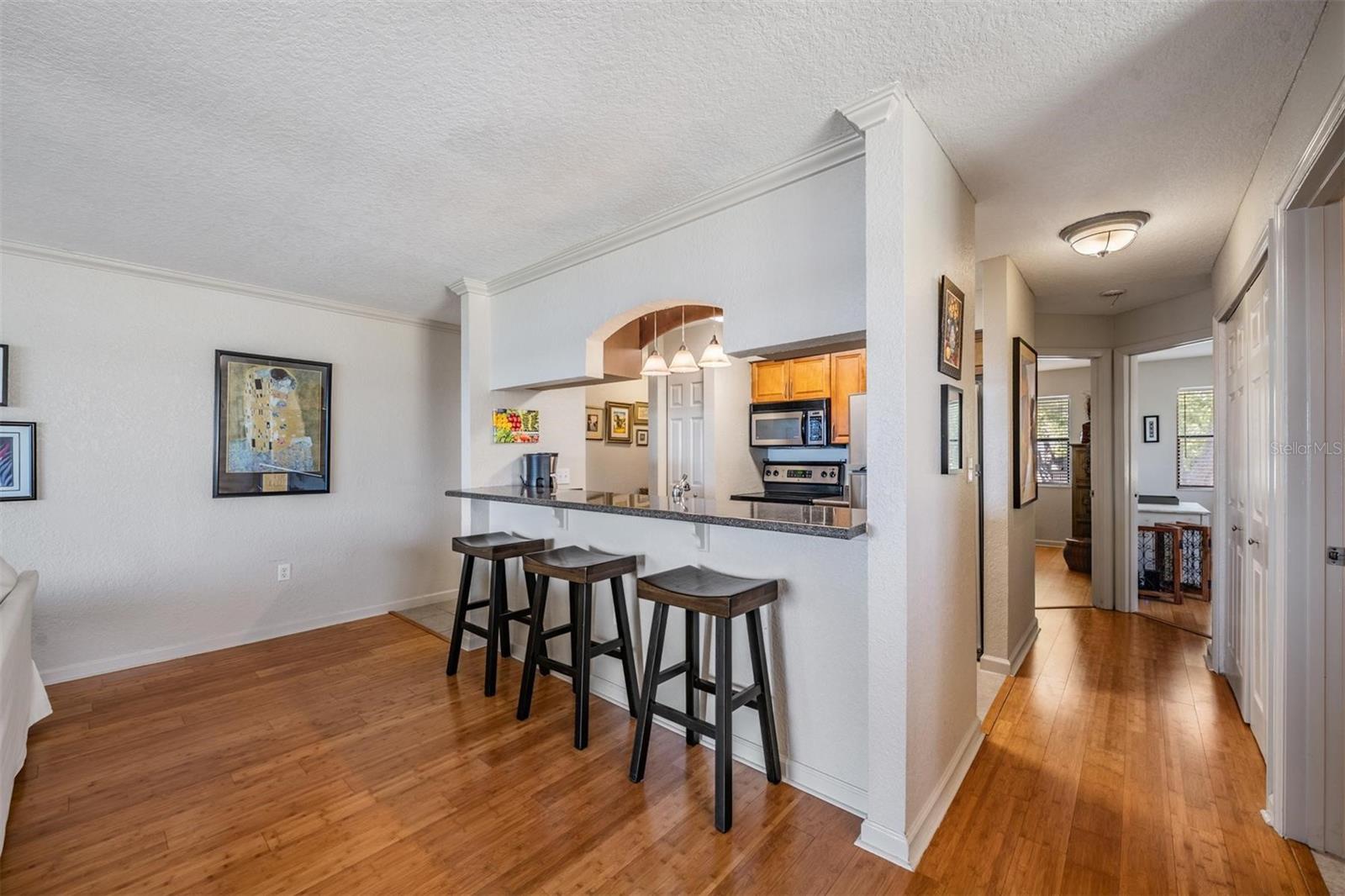 Image 6 of 38 For 10103 Sailwinds Boulevard N 201