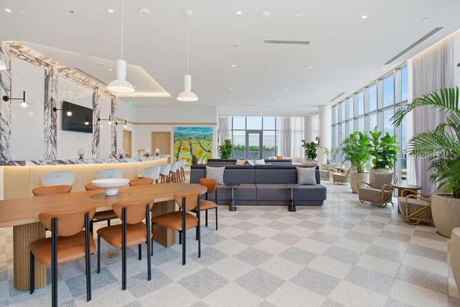 Image 32 of 36 For 3015 Ysabella Avenue 2103