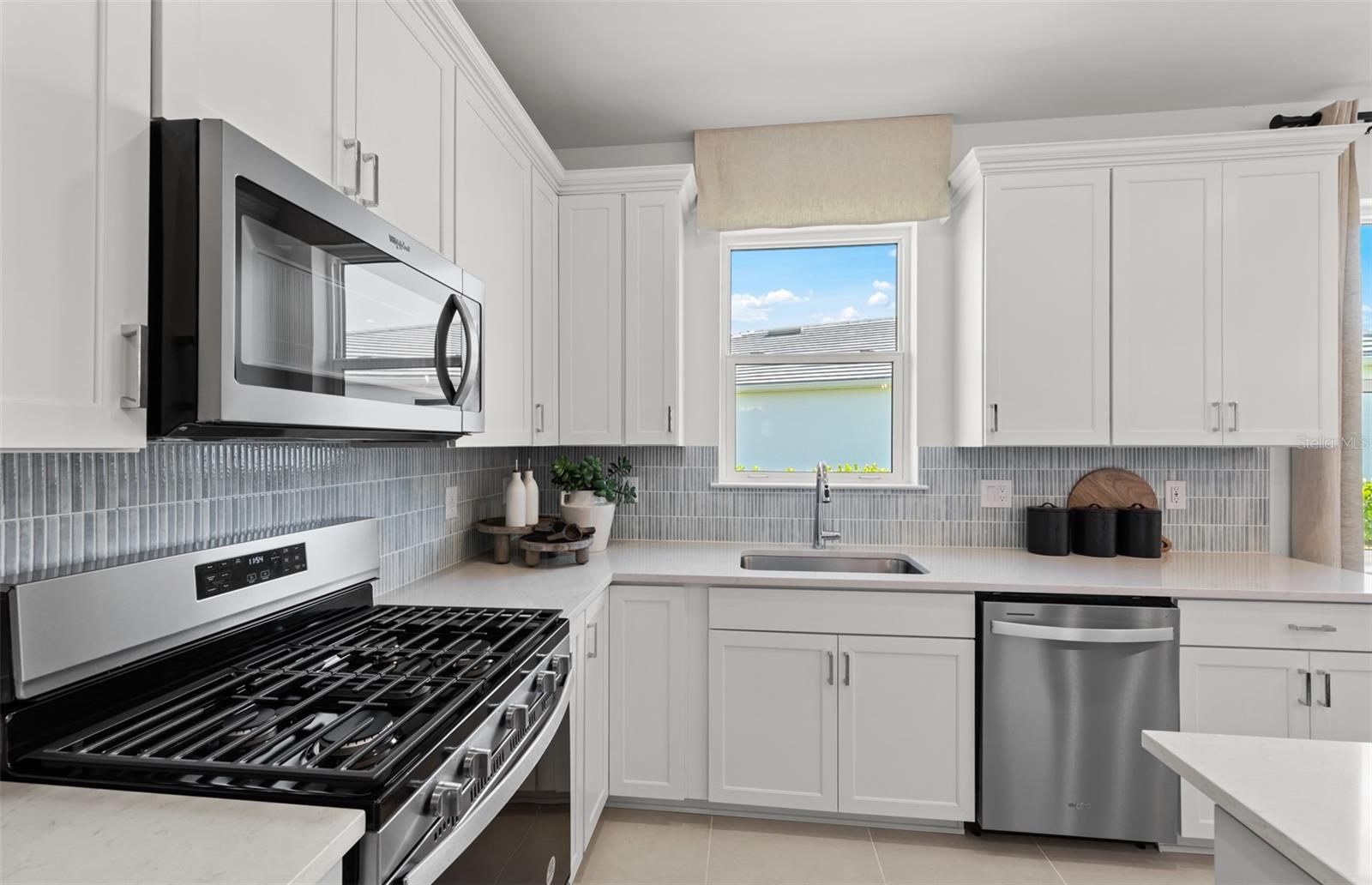 Image 8 of 13 For 1603 Tavira Place