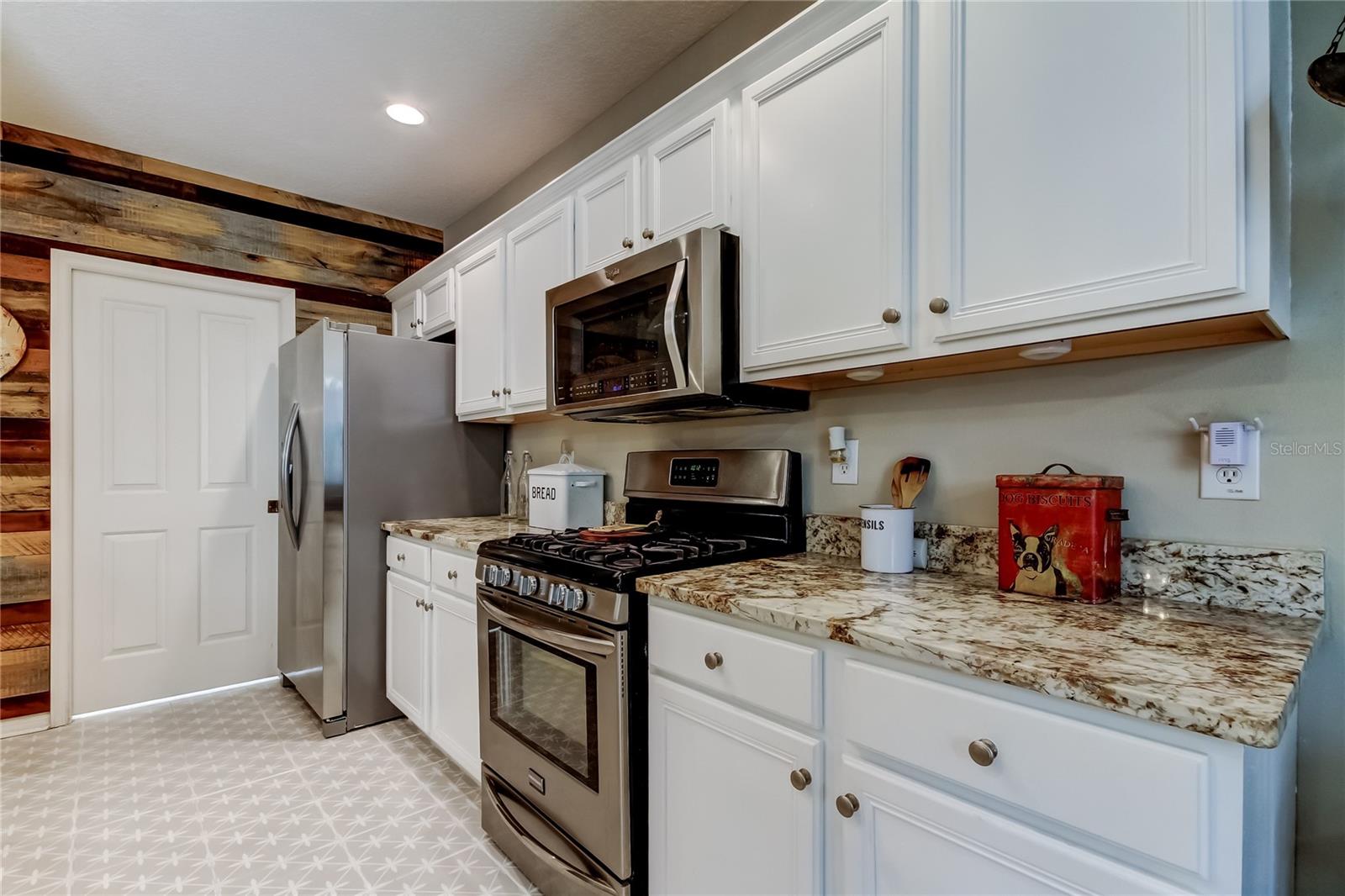 Image 11 of 36 For 10019 Bradwell Place