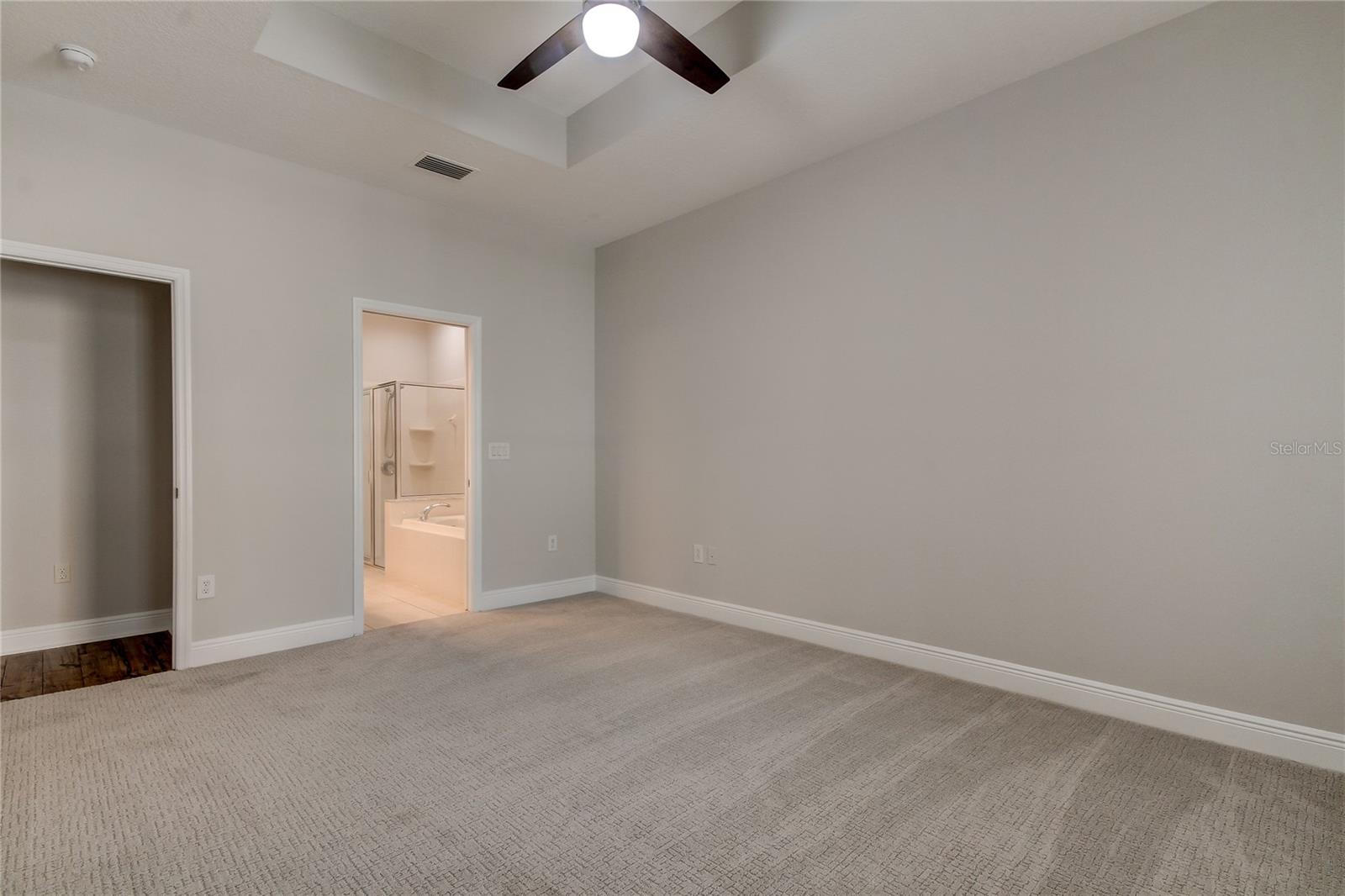 Image 26 of 55 For 14606 Bournemouth Road