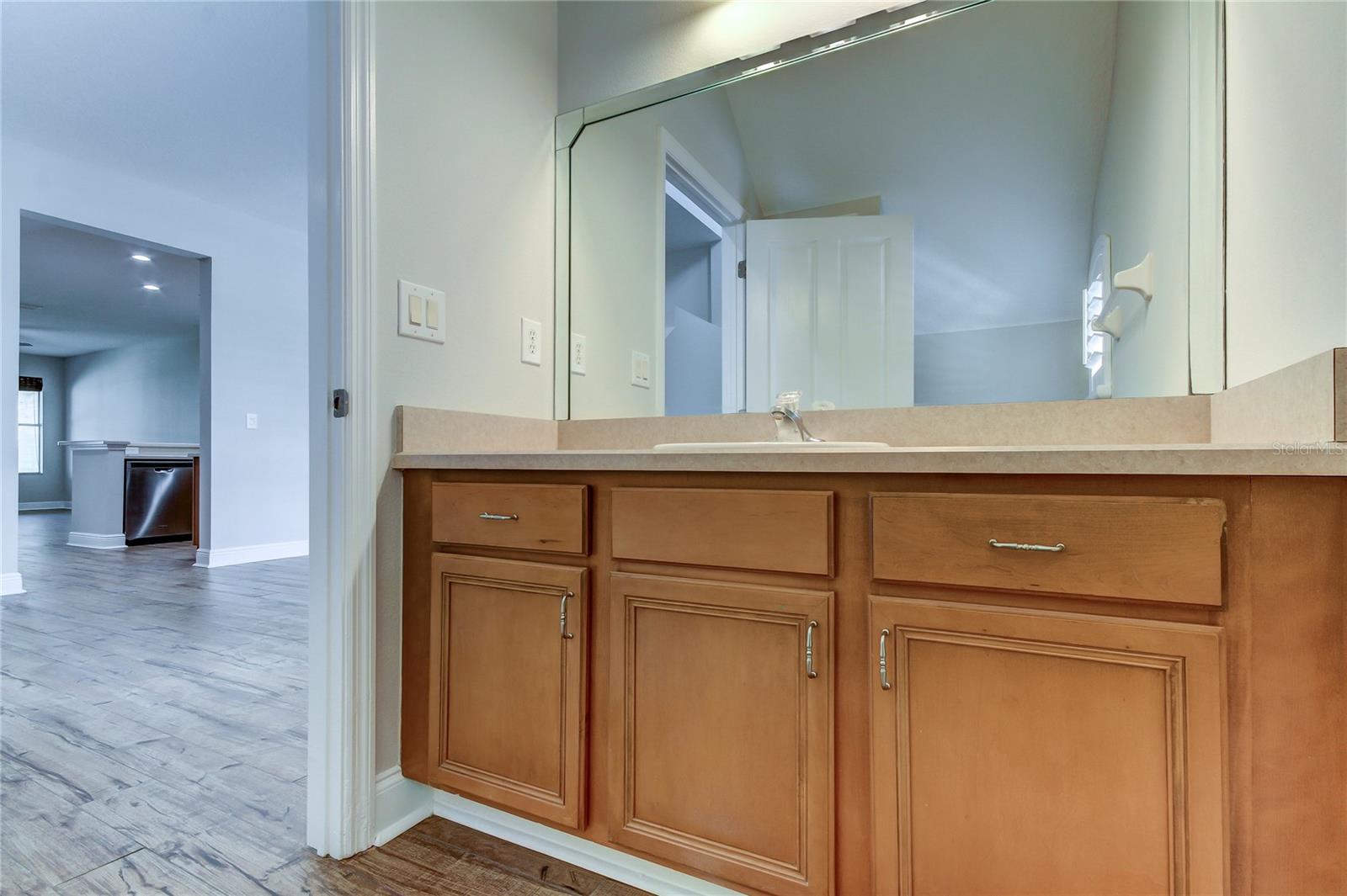 Image 48 of 55 For 14606 Bournemouth Road