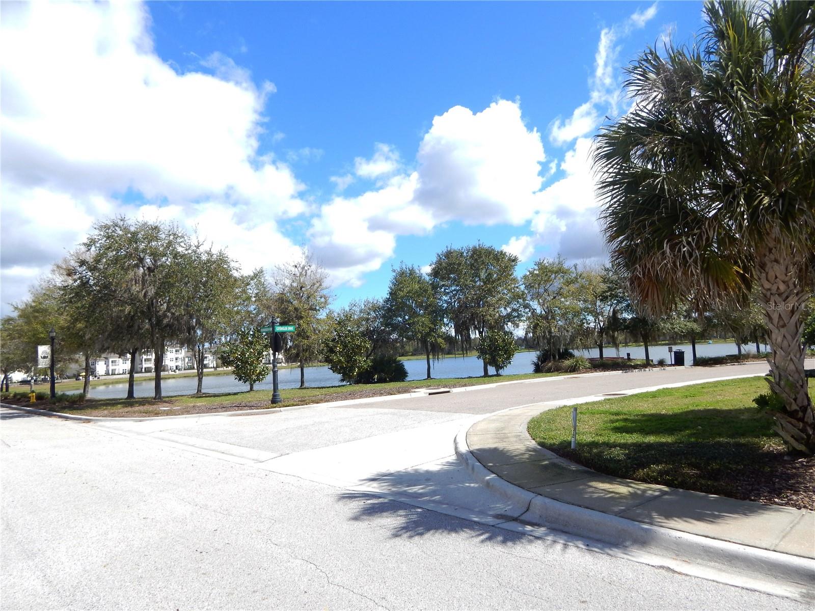 Image 51 of 55 For 14606 Bournemouth Road