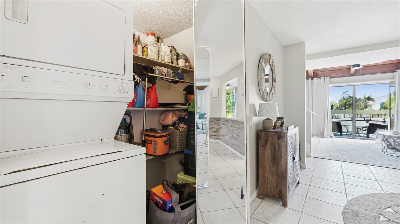 Image 15 of 34 For 318 Windrush Boulevard 9