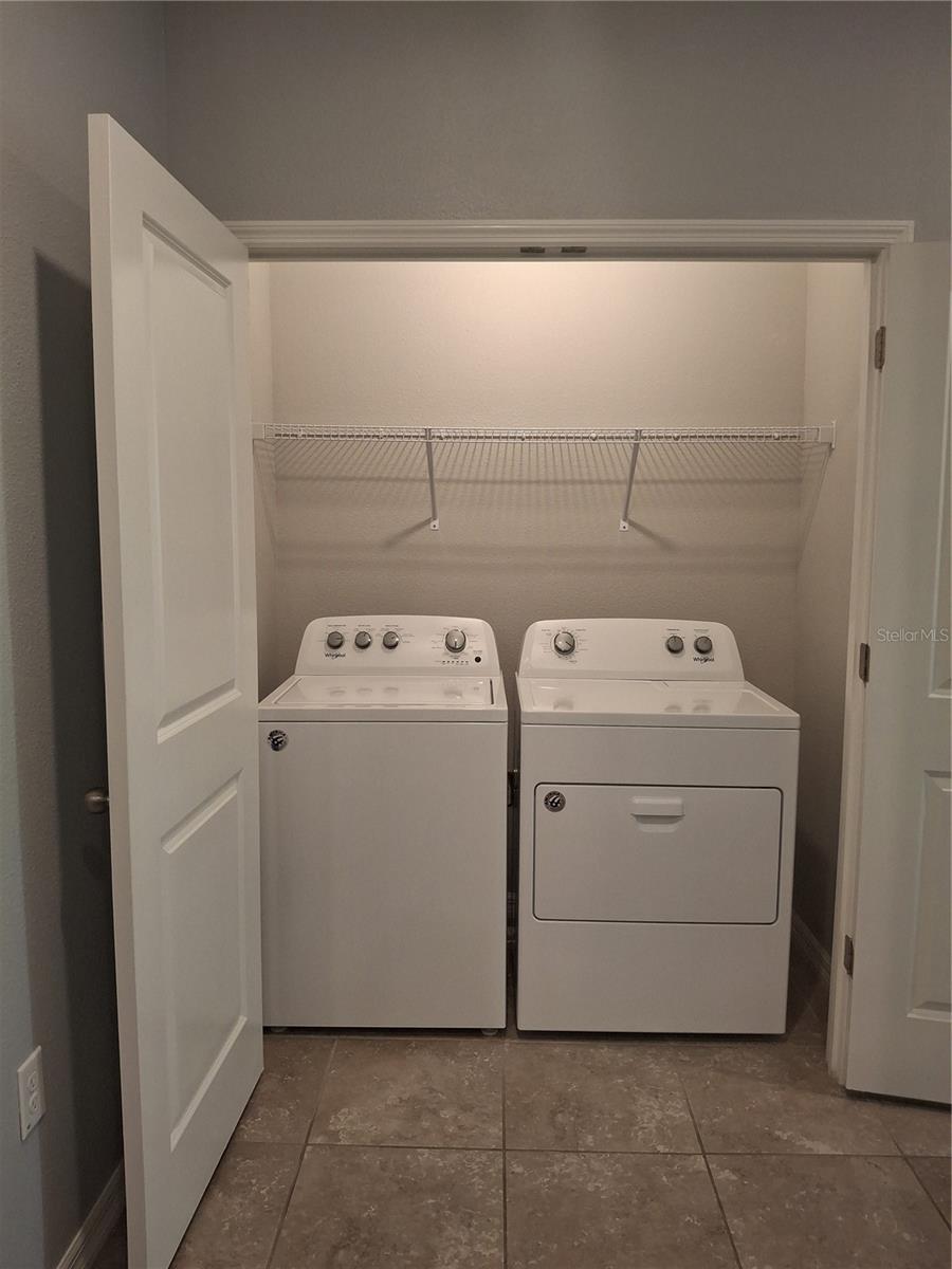 Image 21 of 39 For 7891 Stonebrook Circle