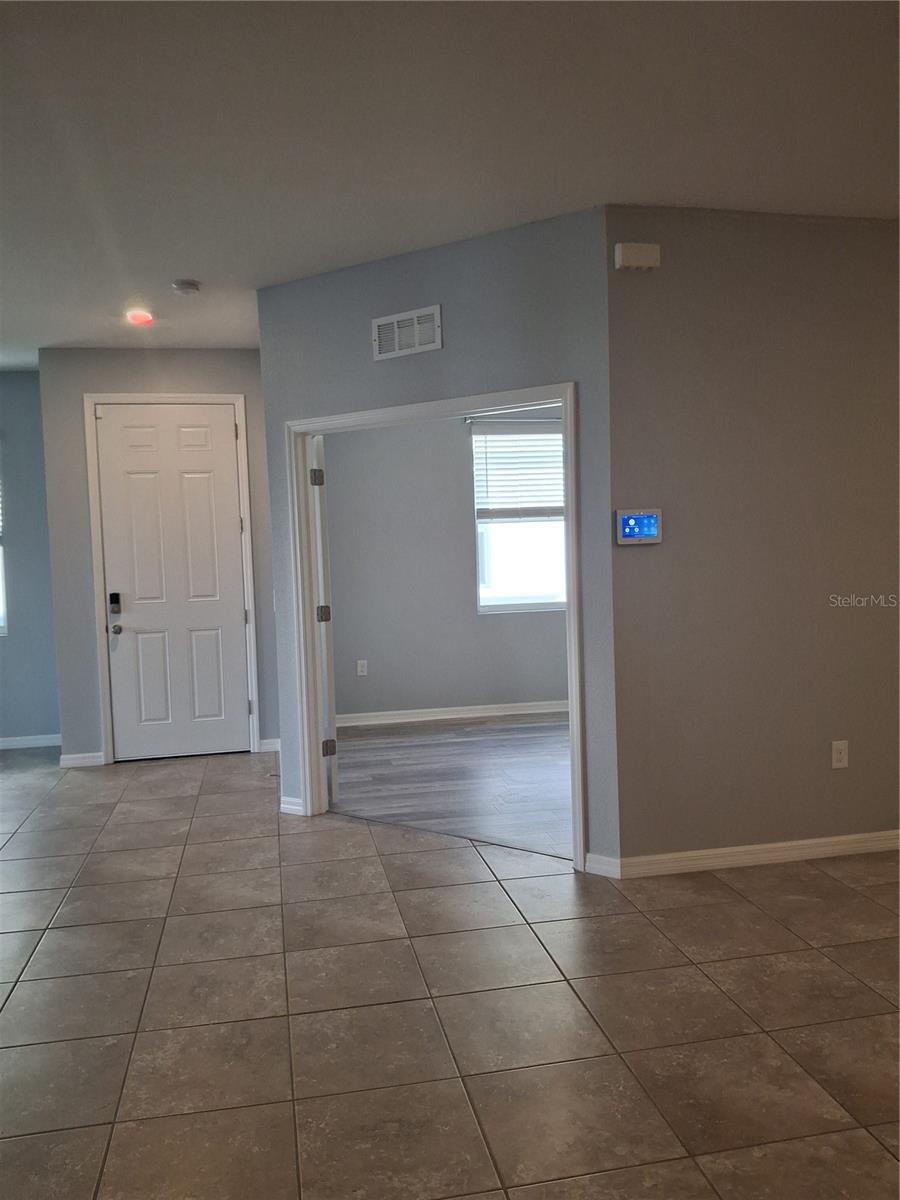 Image 23 of 39 For 7891 Stonebrook Circle