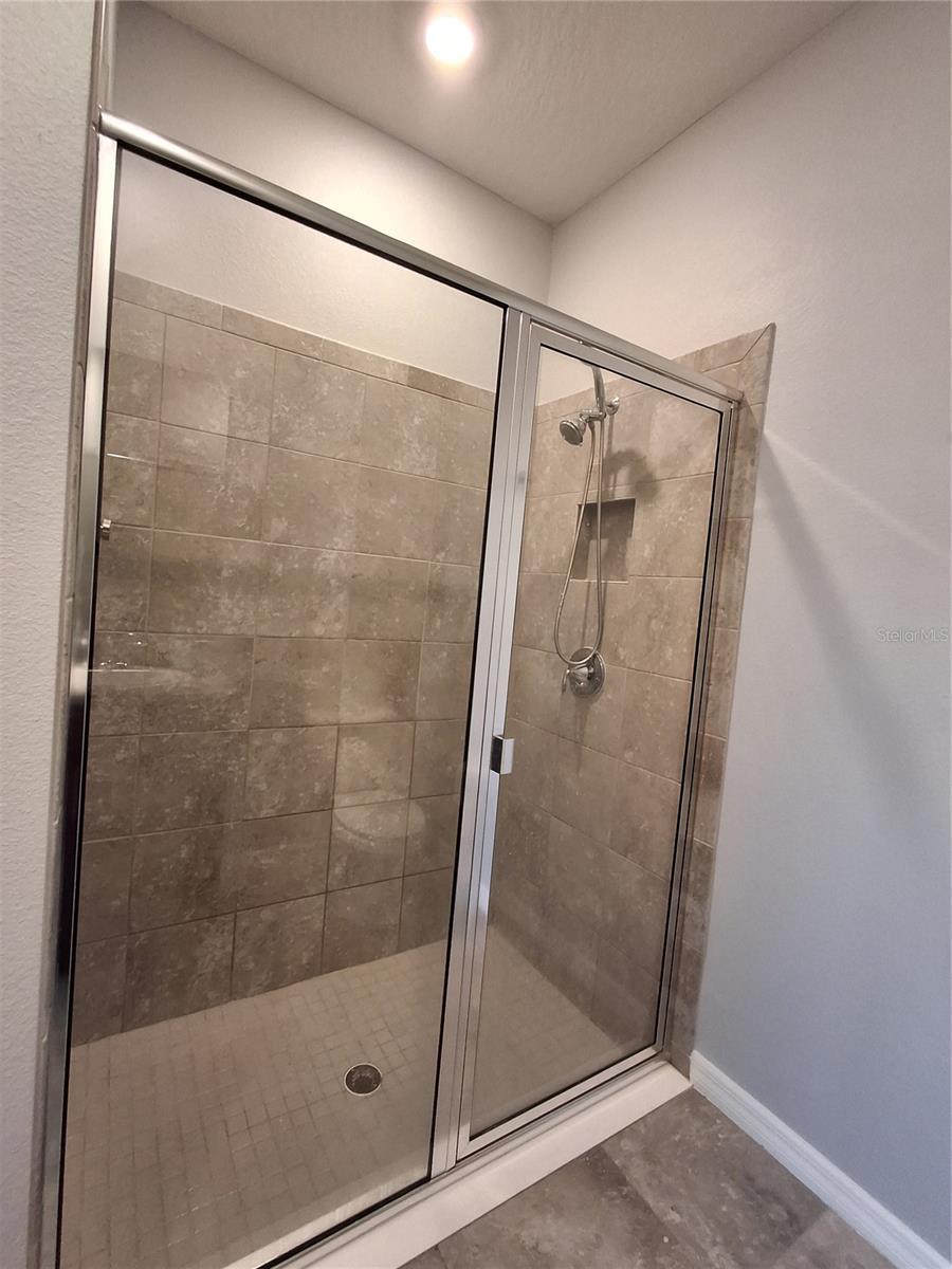 Image 34 of 39 For 7891 Stonebrook Circle