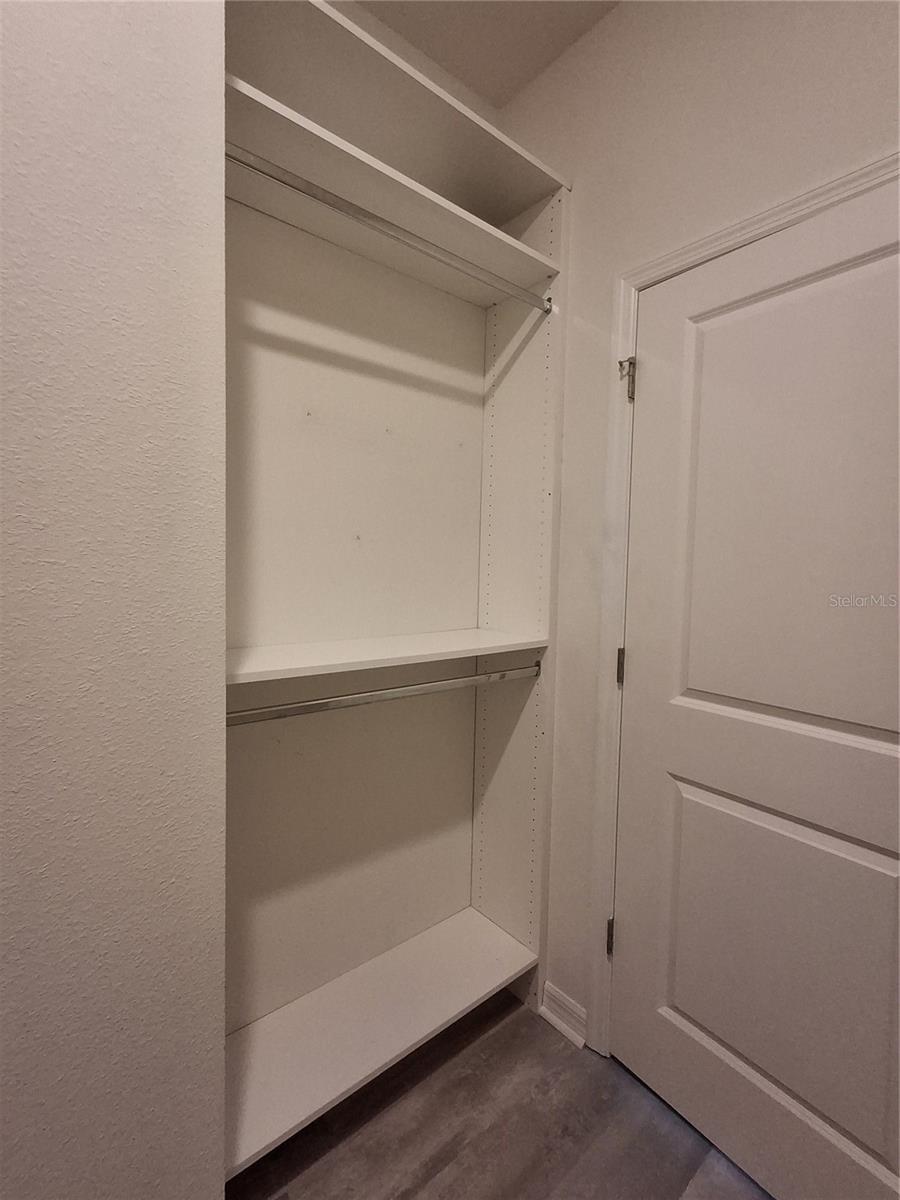 Image 36 of 39 For 7891 Stonebrook Circle