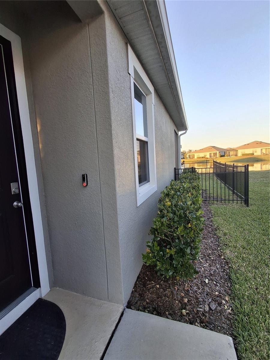 Image 5 of 39 For 7891 Stonebrook Circle