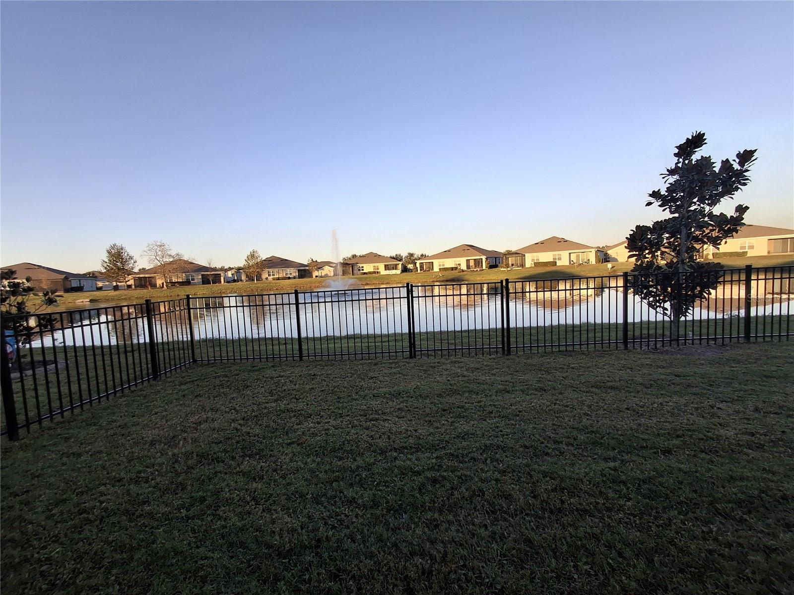 Image 8 of 39 For 7891 Stonebrook Circle