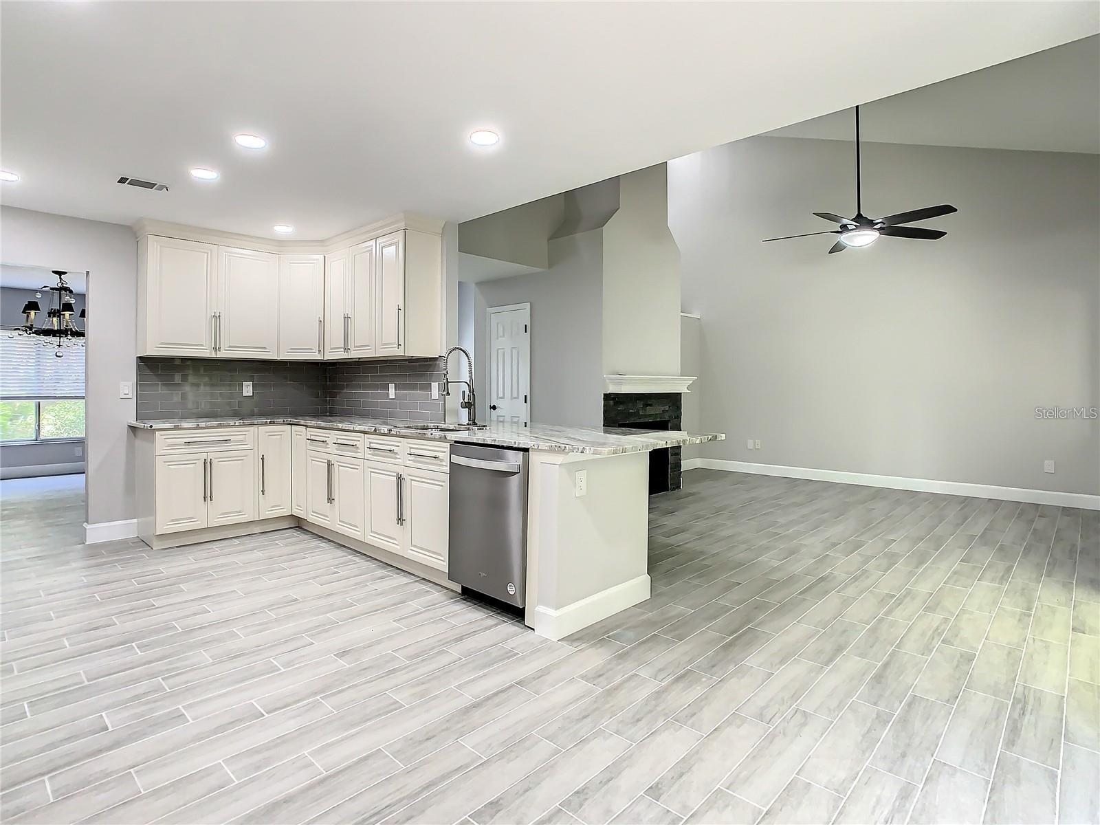 Image 20 of 53 For 6708 Yardley Way