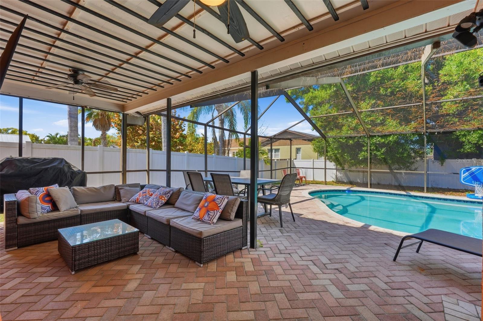 Image 37 of 55 For 12762 98th Street