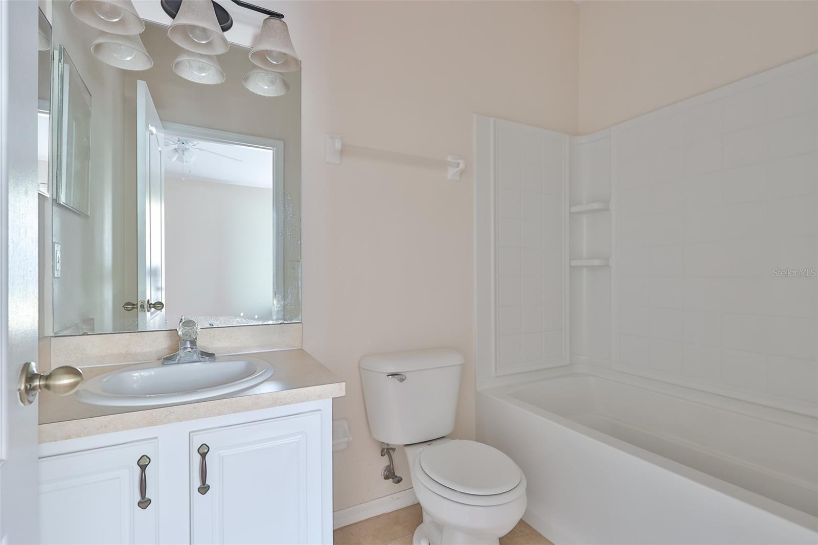 Image 23 of 53 For 15843 Fishhawk View Drive