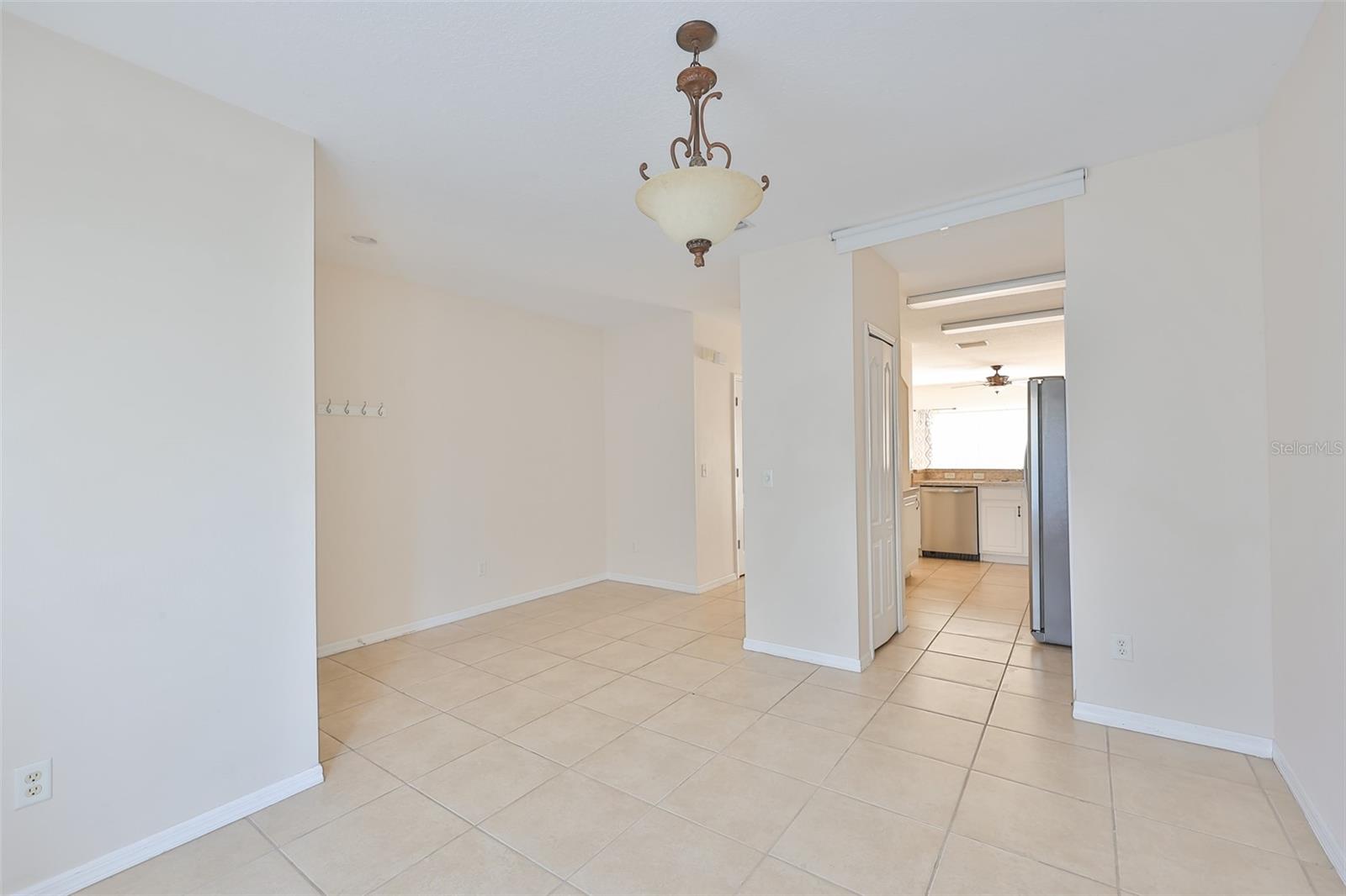 Image 3 of 53 For 15843 Fishhawk View Drive