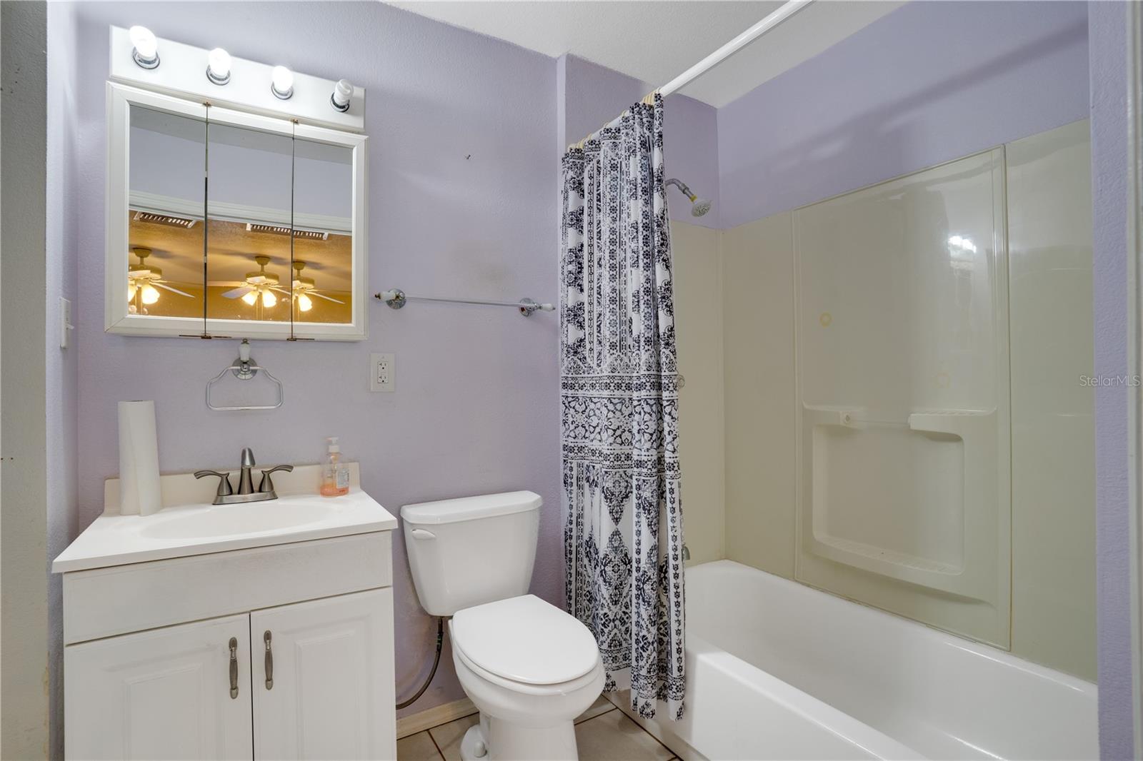 Image 23 of 37 For 2817 49th Street N