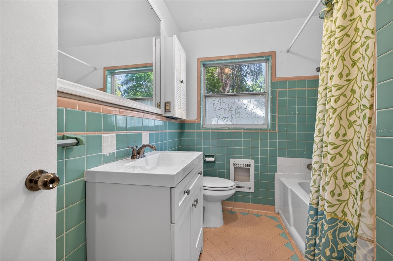 Image 17 of 28 For 1623 Dartmouth Street