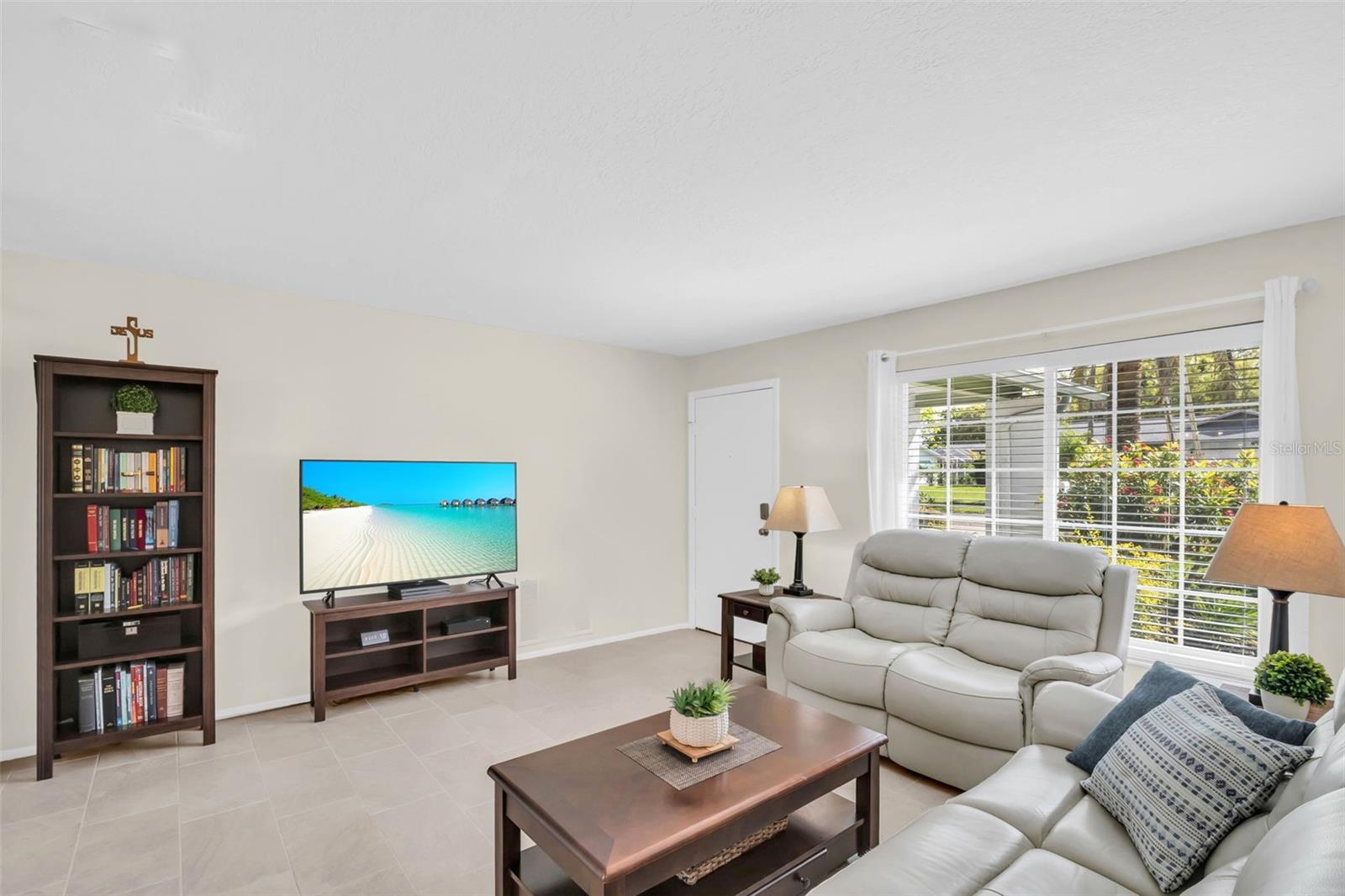 Image 12 of 57 For 2869 Doone Circle