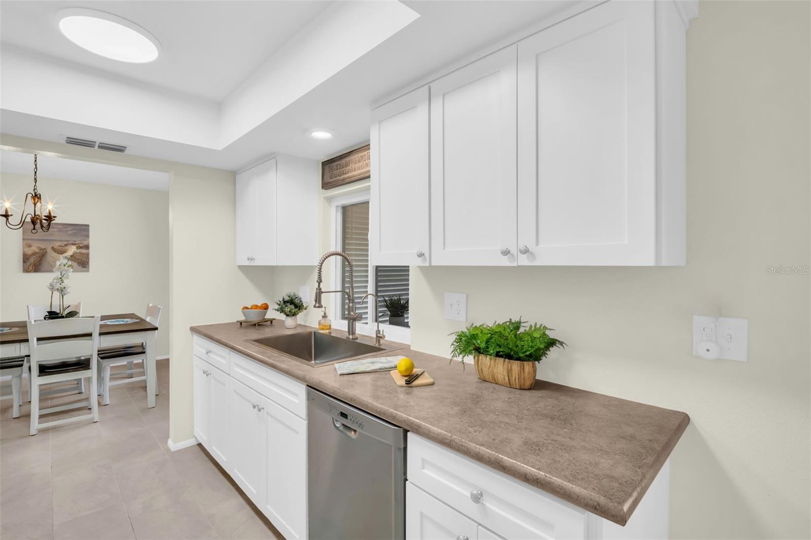 Image 18 of 57 For 2869 Doone Circle