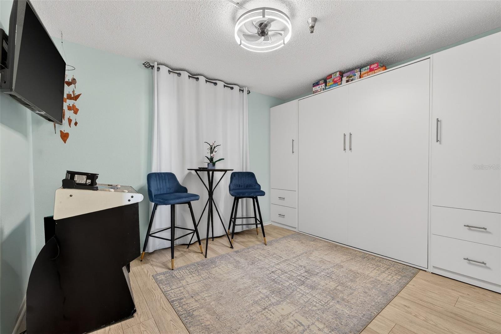 Image 22 of 43 For 15316 Gulf Boulevard 903