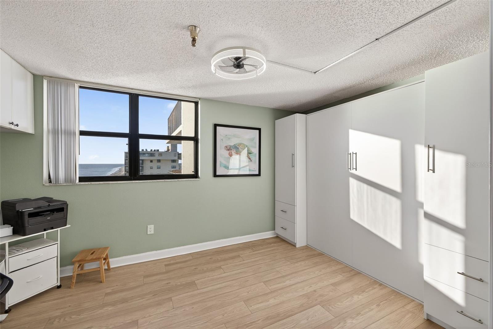 Image 26 of 43 For 15316 Gulf Boulevard 903