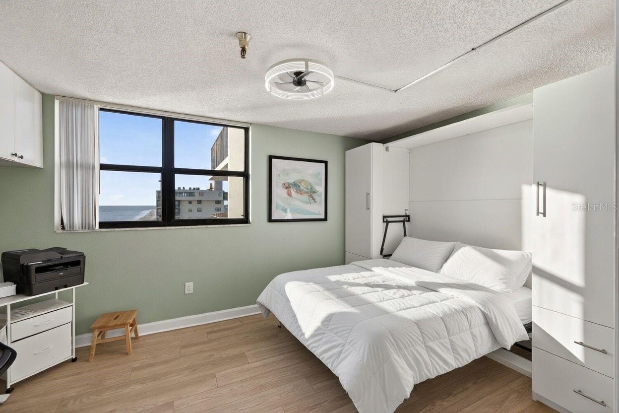 Image 27 of 43 For 15316 Gulf Boulevard 903