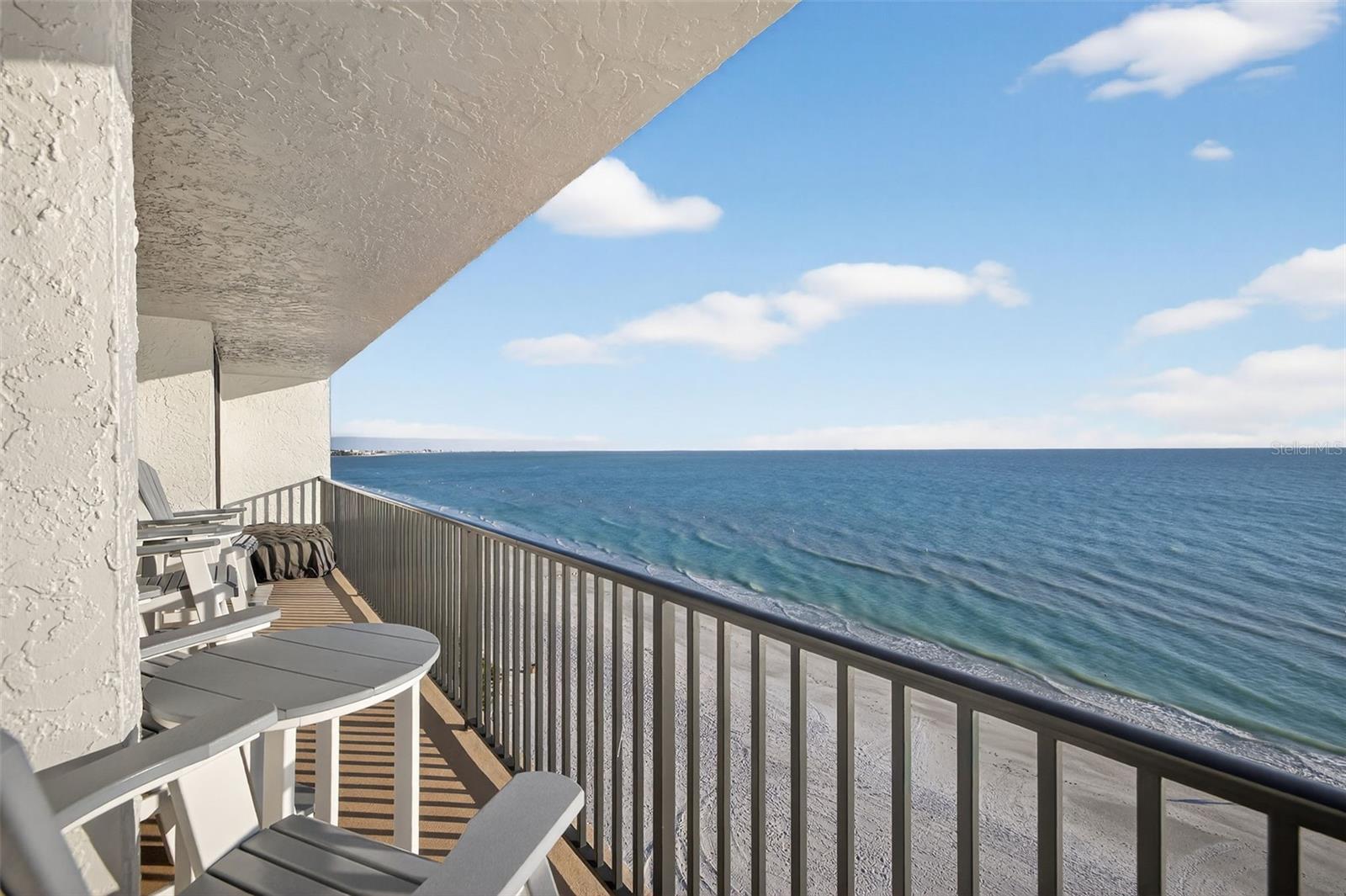 Image 32 of 43 For 15316 Gulf Boulevard 903