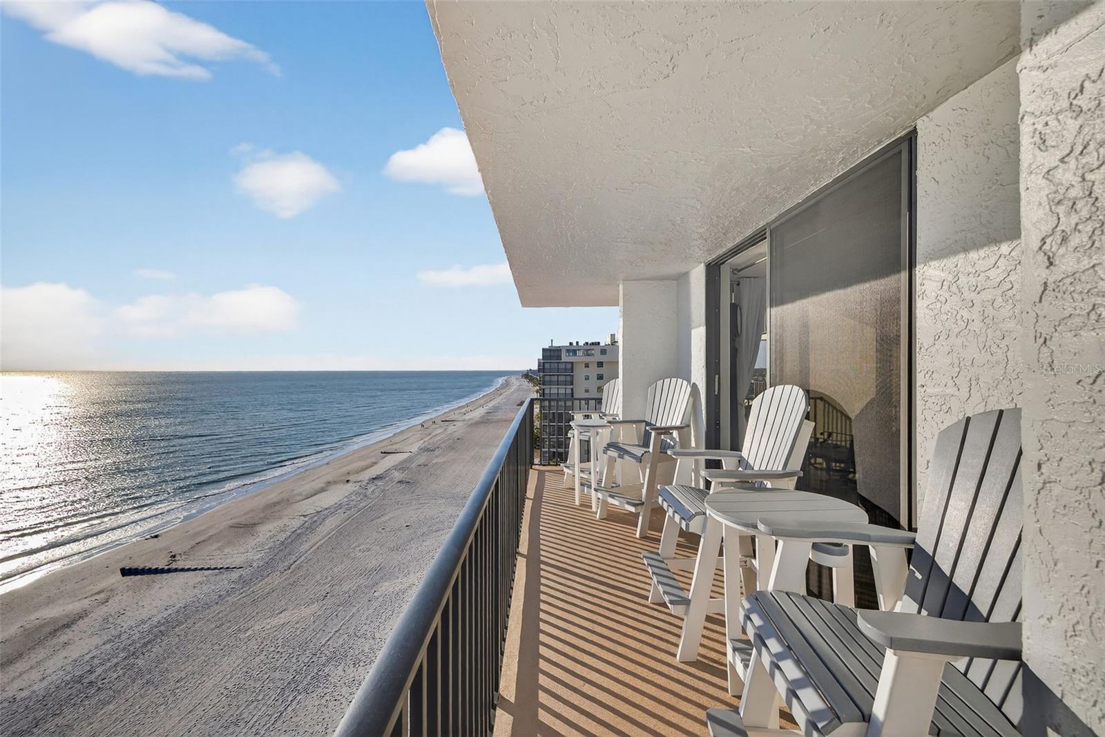 Image 4 of 43 For 15316 Gulf Boulevard 903