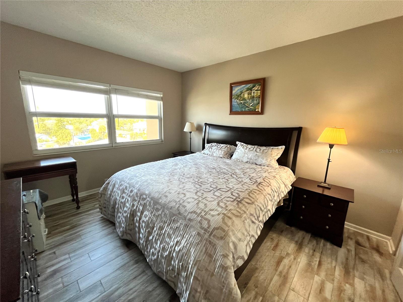 Image 36 of 80 For 880 Mandalay Avenue N414