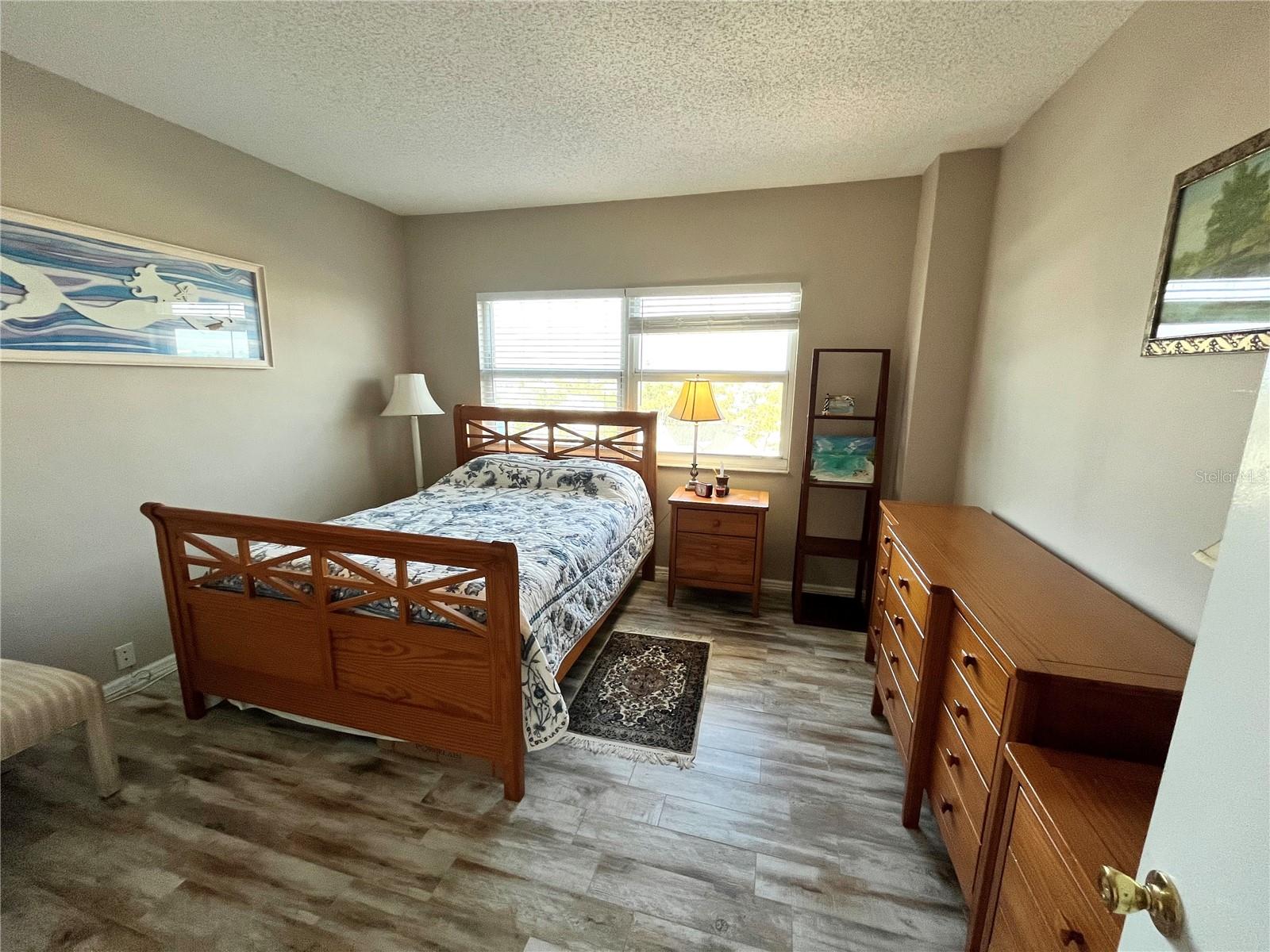 Image 43 of 80 For 880 Mandalay Avenue N414