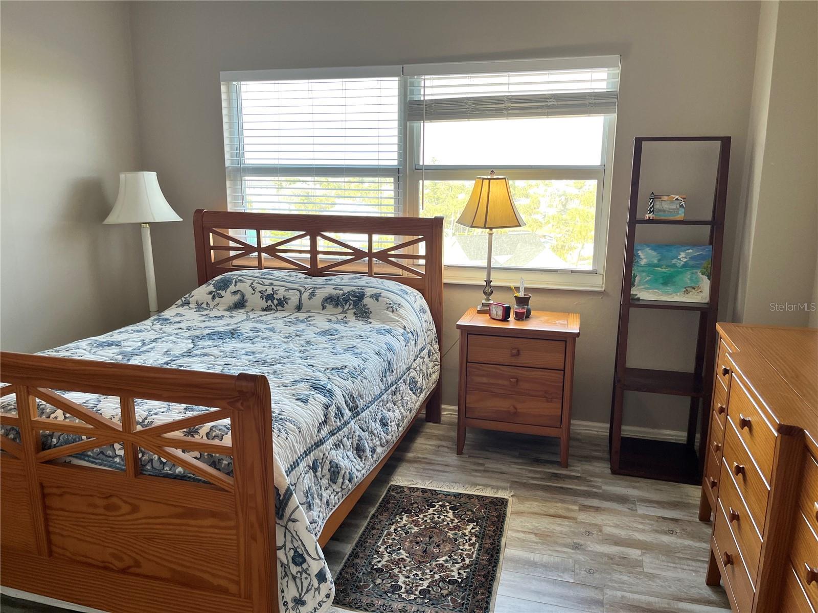 Image 44 of 80 For 880 Mandalay Avenue N414