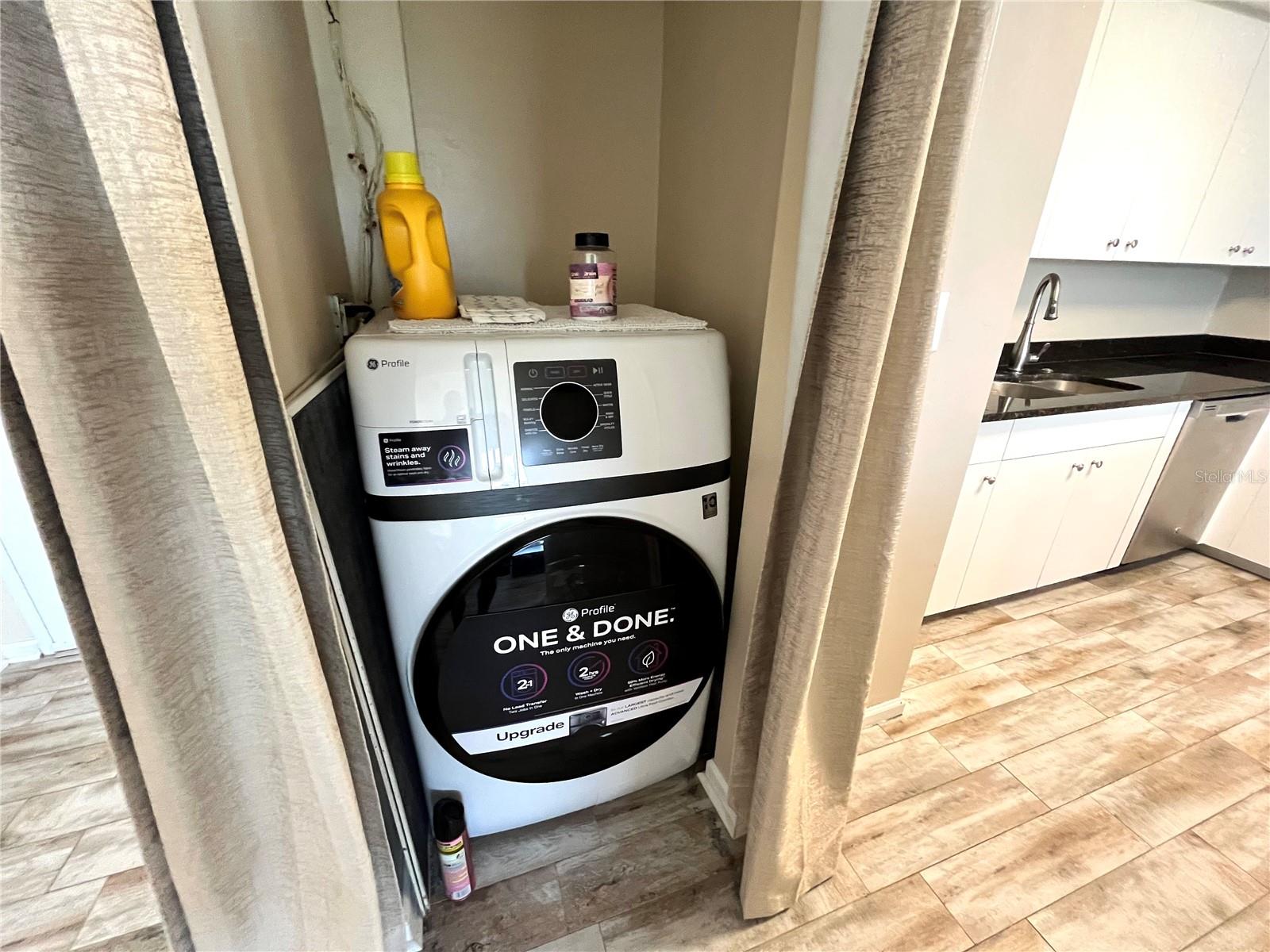 Image 47 of 80 For 880 Mandalay Avenue N414