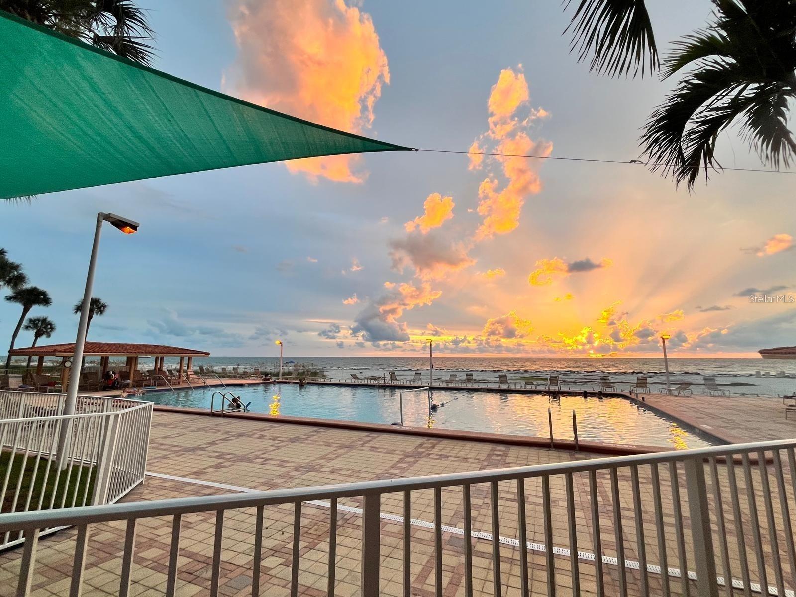 Image 54 of 80 For 880 Mandalay Avenue N414