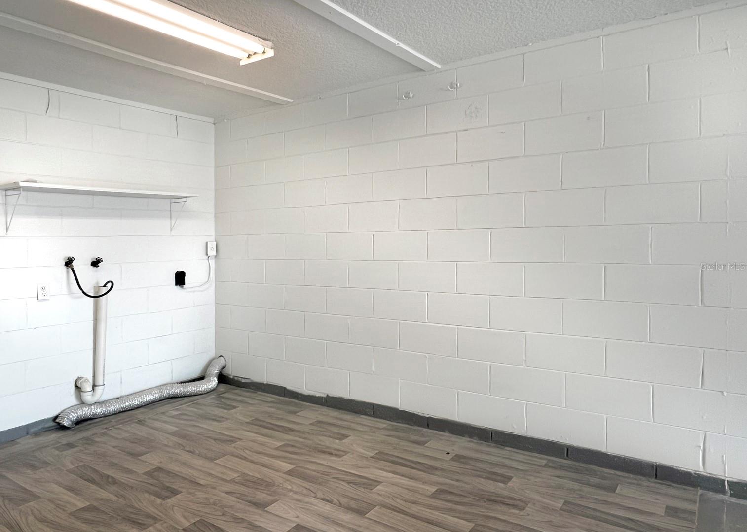 Image 21 of 26 For 2307 Merrily Circle N