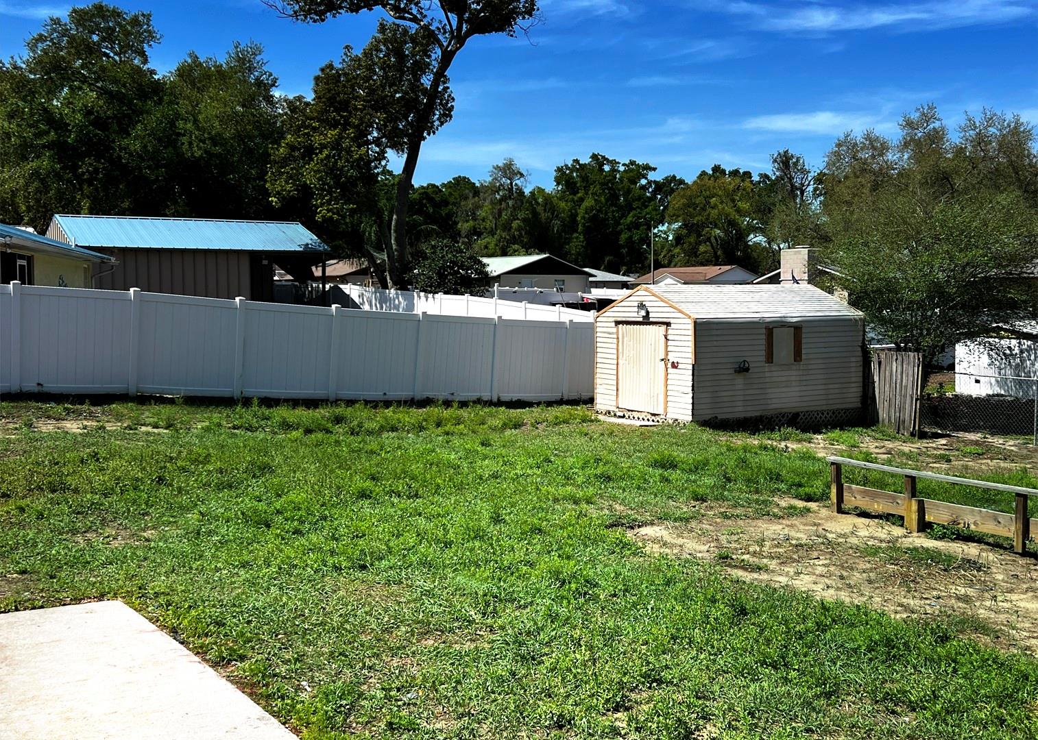 Image 24 of 26 For 2307 Merrily Circle N