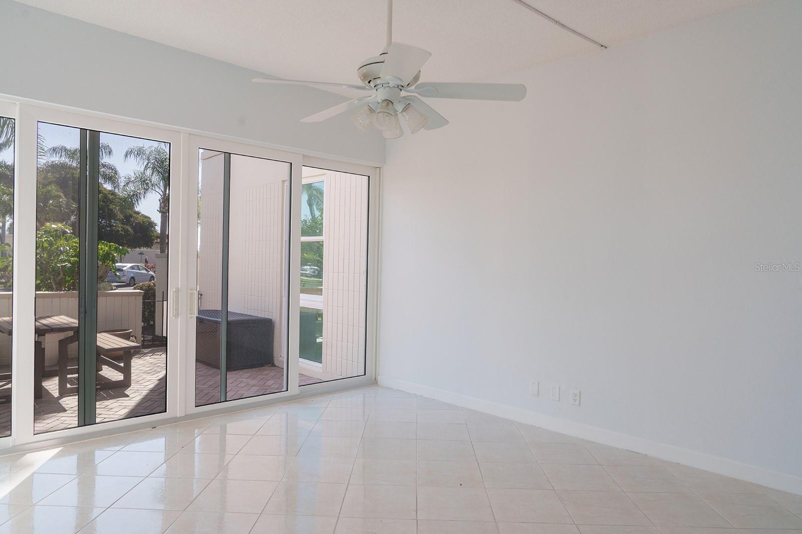 Image 12 of 42 For 7400 Sun Island Drive S 111