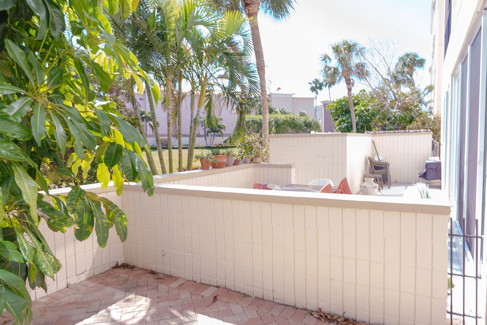 Image 24 of 42 For 7400 Sun Island Drive S 111