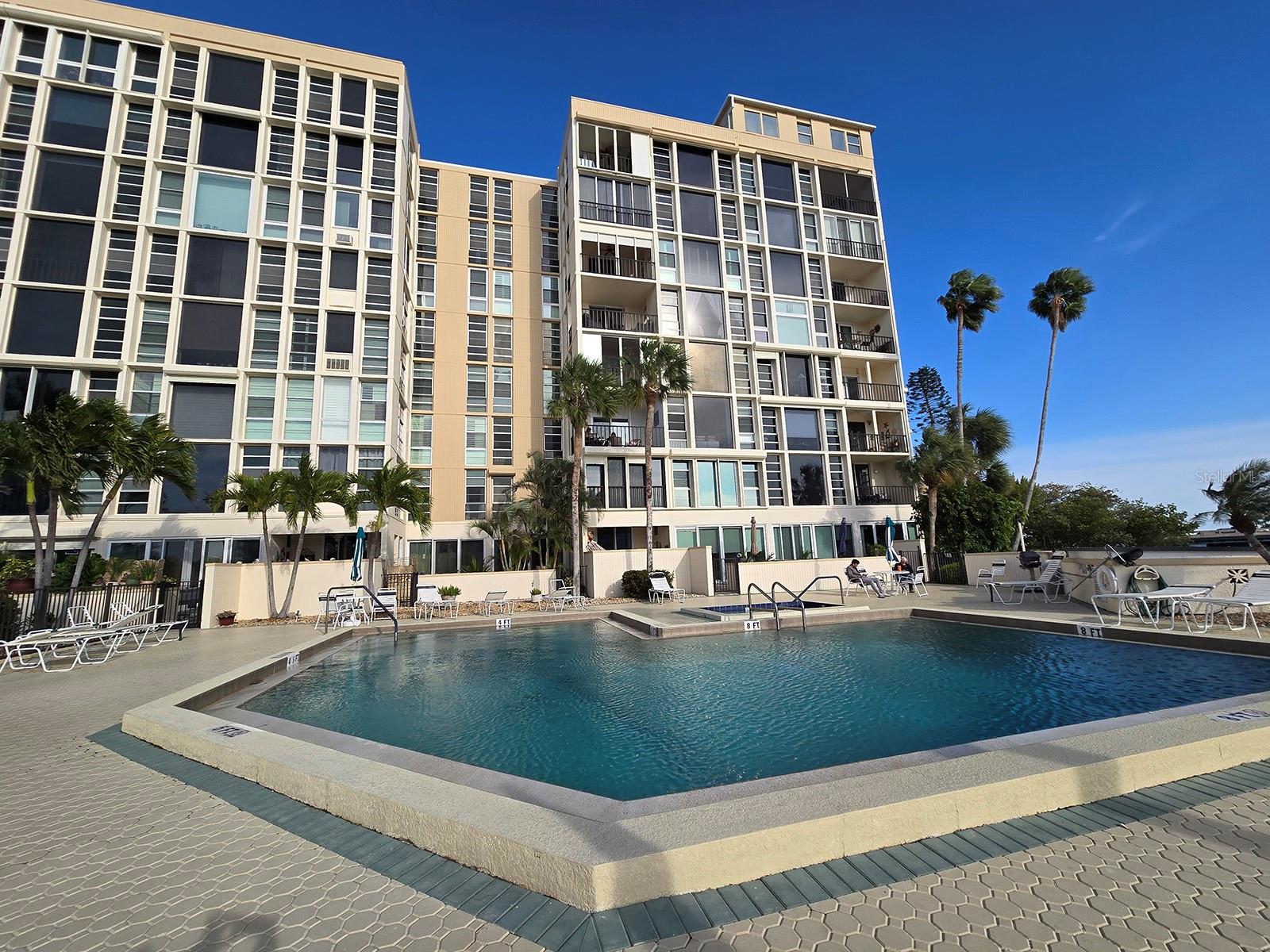 Image 33 of 42 For 7400 Sun Island Drive S 111