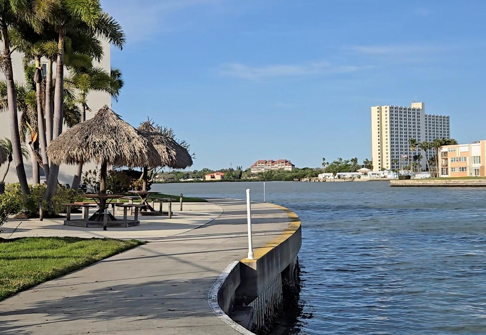 Image 34 of 42 For 7400 Sun Island Drive S 111