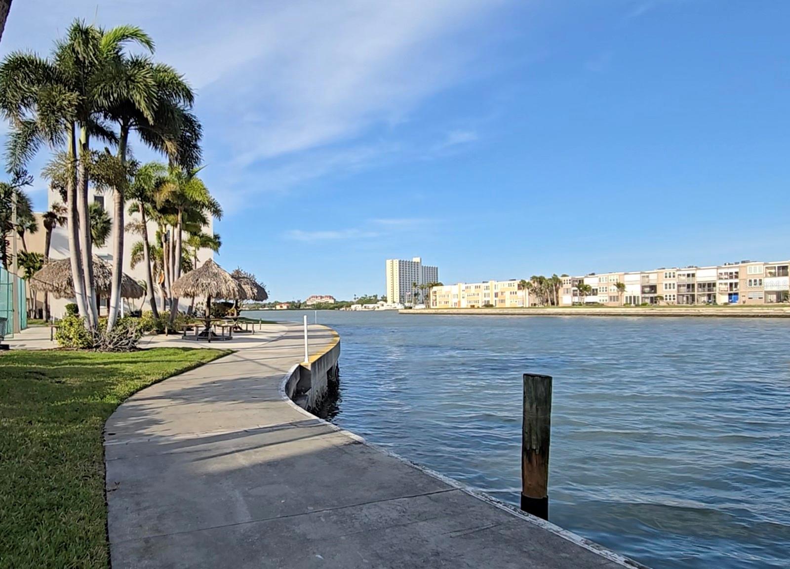 Image 36 of 42 For 7400 Sun Island Drive S 111